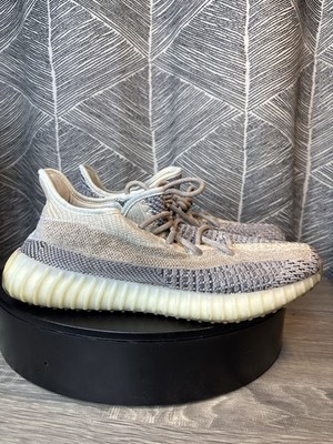 Size 10 - adidas Yeezy Boost 350 V2 Ash Pearl