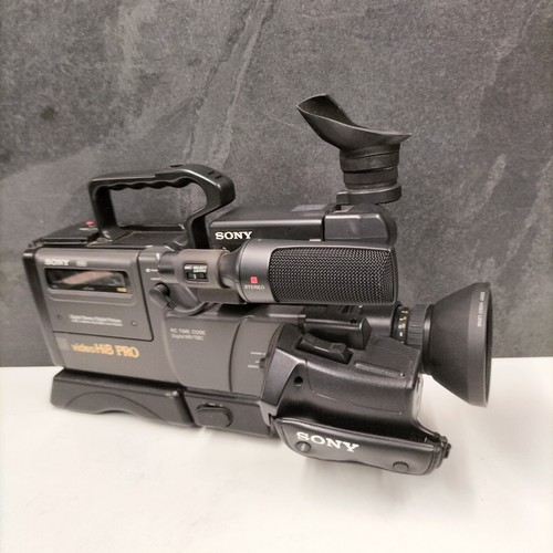 SONY Video Hi8 Professional CCD-V6000E Broadcast Video Camera – Spares or Repair - Picture 4 of 22