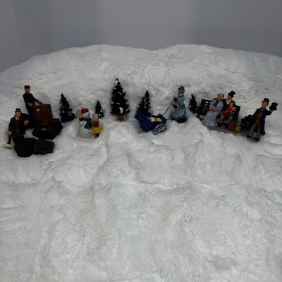 Lemax Christmas Village People Trees. Barrels Figures Figurine Lot Of 17