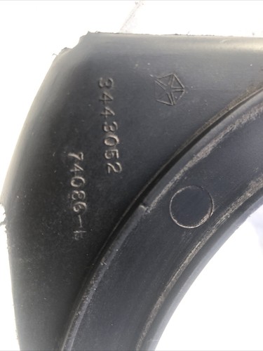 1971 72 GTX ROAD RUNNER SATELLITE HEADLIGHT FILLER SHIELD OEM FENDER 3443052 RH - Picture 8 of 10
