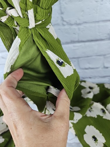 Jumpsuit Monteau Los Angeles Gr. M grün Blumen Gürtel weites Bein Neu mit Etikett hinten offen - Bild 4 von 15