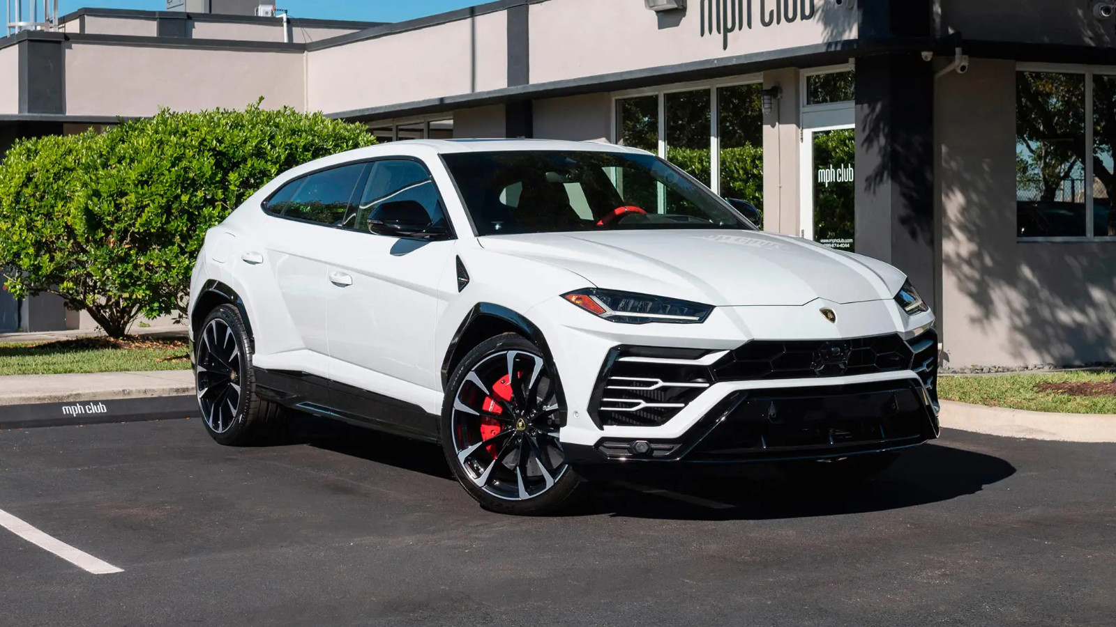 Lamborghini Urus Taigete 23” Wheels & Tires OEM Factory Set | Pirelli P-Zero