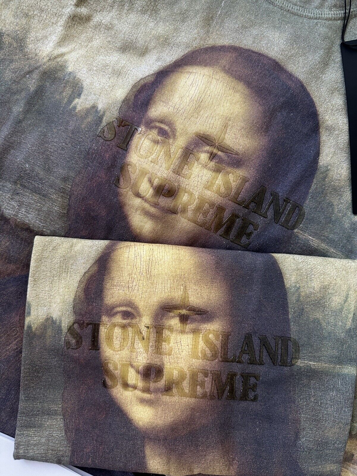 SUPREME x STONE ISLAND Mona Lisa S/S Top - SMALL - SS22 Tee