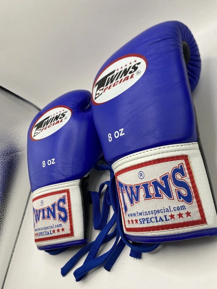 Guantes de boxeo Twins Special 8 OZ muy limpios  Foto 2 de 4