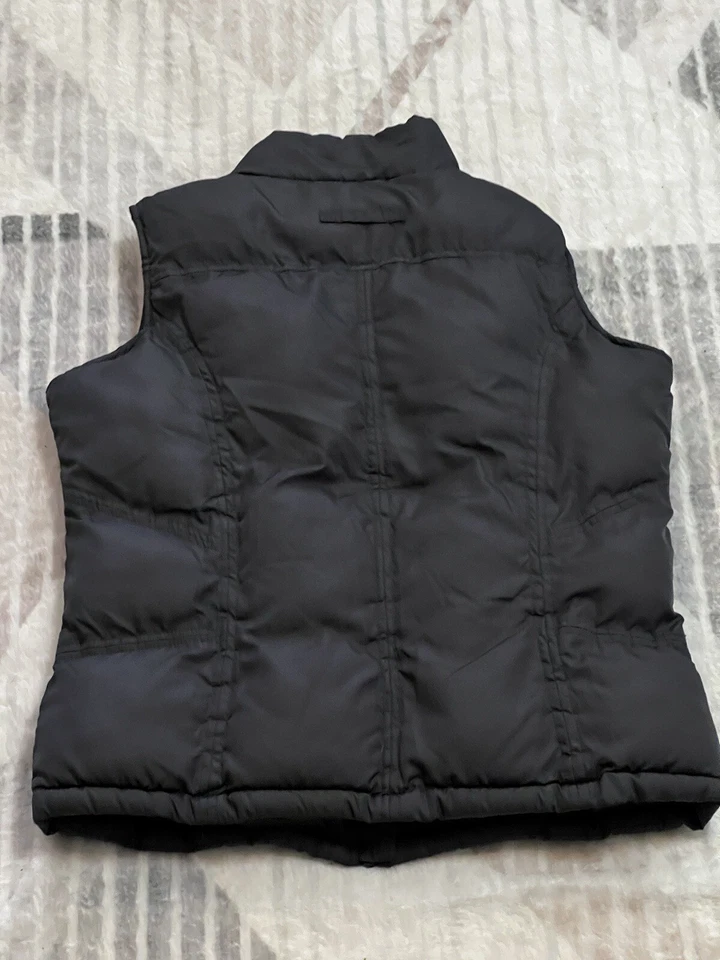 Chaleco acolchado con cremallera completa gris para mujer U.S. Polo Assn talla grande Foto 2 de 4