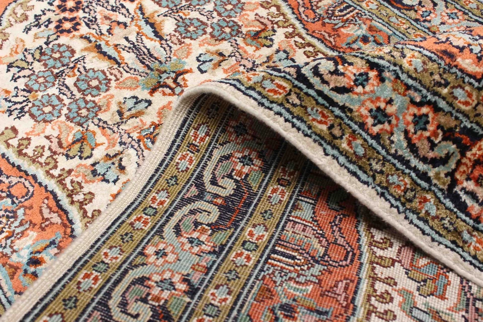 Traditional Hand-knotted Oriental Carpet 1'8" x 3'2" Viscose Area Rug - Image 4 of 4