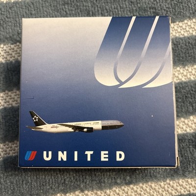 Schabak827/23s, 1:600 Scale United Boeing 767 300 Diecast jet RARE!