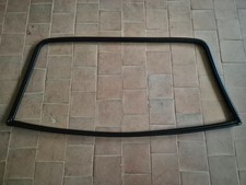 VW JETTA mk1 Heckscheibenglasdichtung komplett schwarz 161845521