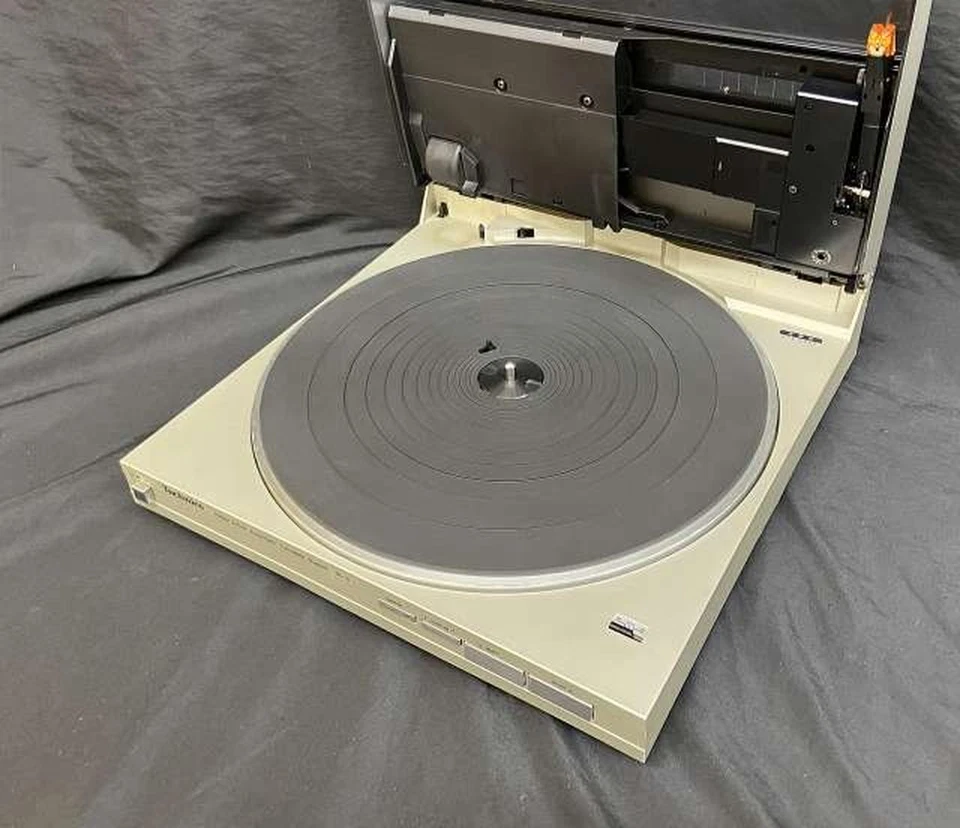 Technics SL-5 Record Player Good Condition from Japan - Image 2 of 3