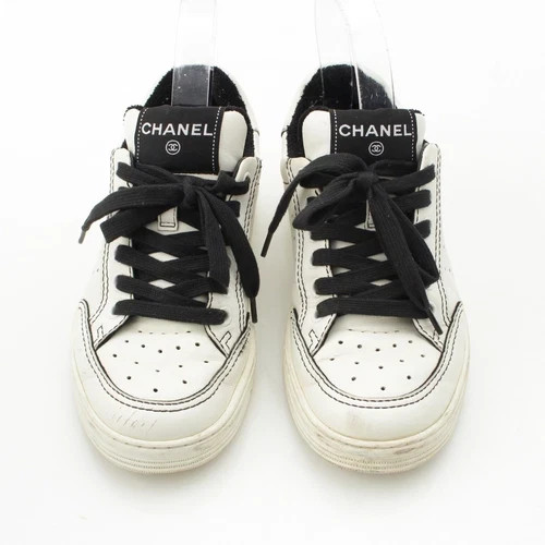 CHANEL white black leather Back logo low-cut sneakers G35934 size 35.5