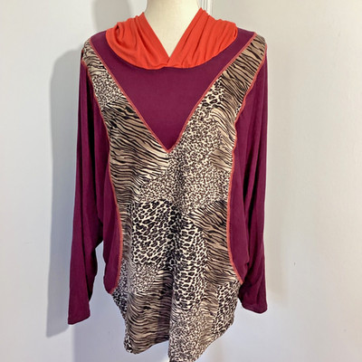 NWOT STORY TELLER PLUS 1X HOODED TUNIC ANIMAL PRINT COLOR BLOCK MIXED MEDIA