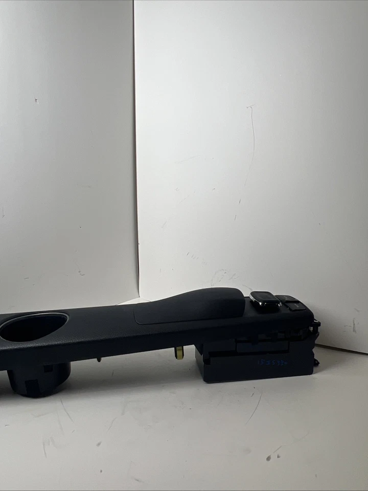 Lexus IS350 2015 consola central montada portavasos consola 84780-53121-C0 OEM Foto 4 de 4