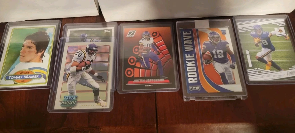 (~500) Minnesota Vikings - ENORME LOTE - AÑOS 70-24 AUTOS CLASIFICADOS JUEGO USADO RCs-Moss, Pete+ Foto 3 de 4