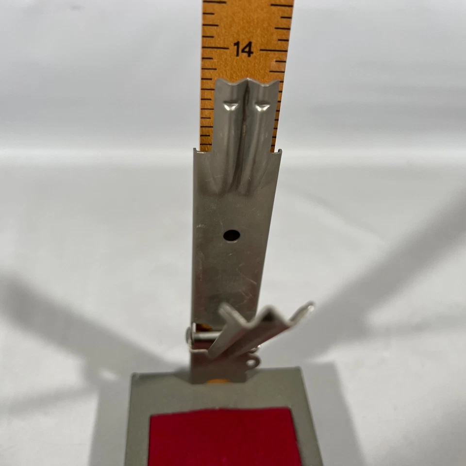 Vintage De Luxe PIN-IT Skirt Hem Marker Ruler Pin Cushion Made in USA Orco - Image 4 of 4