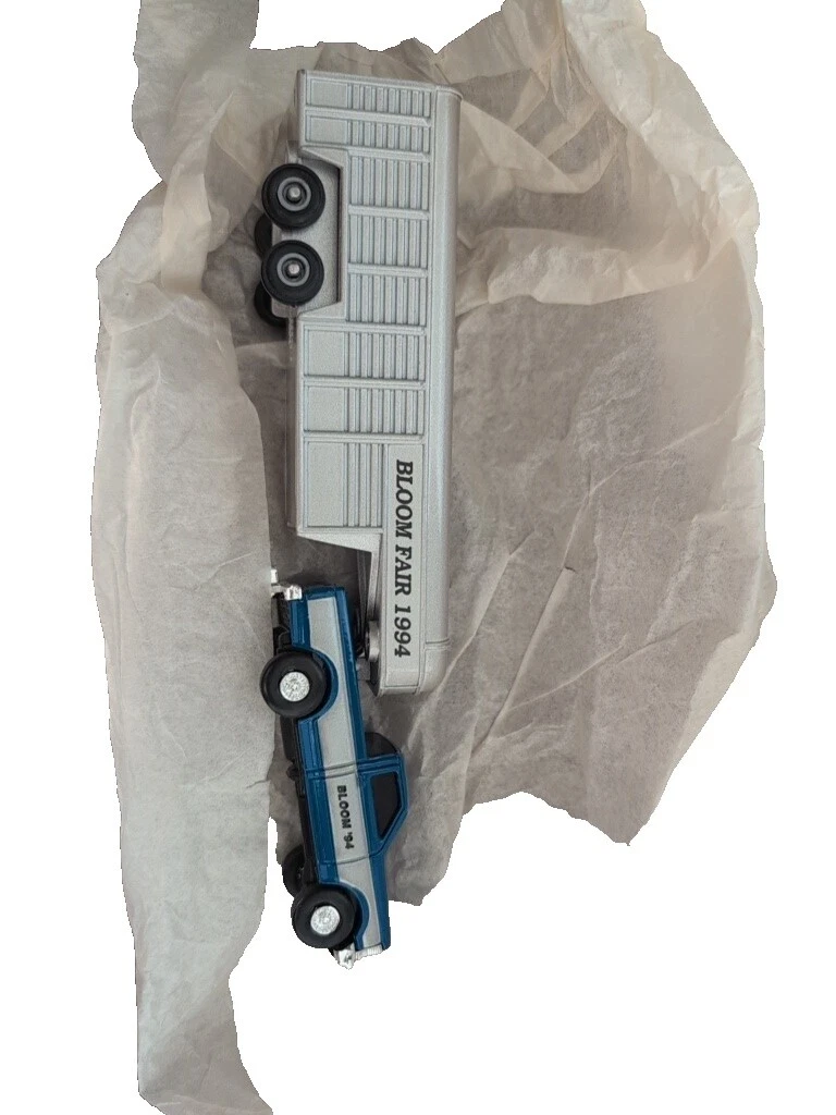 Ertl Mack 1:64 escala Diecast coches, camiones y camionetas