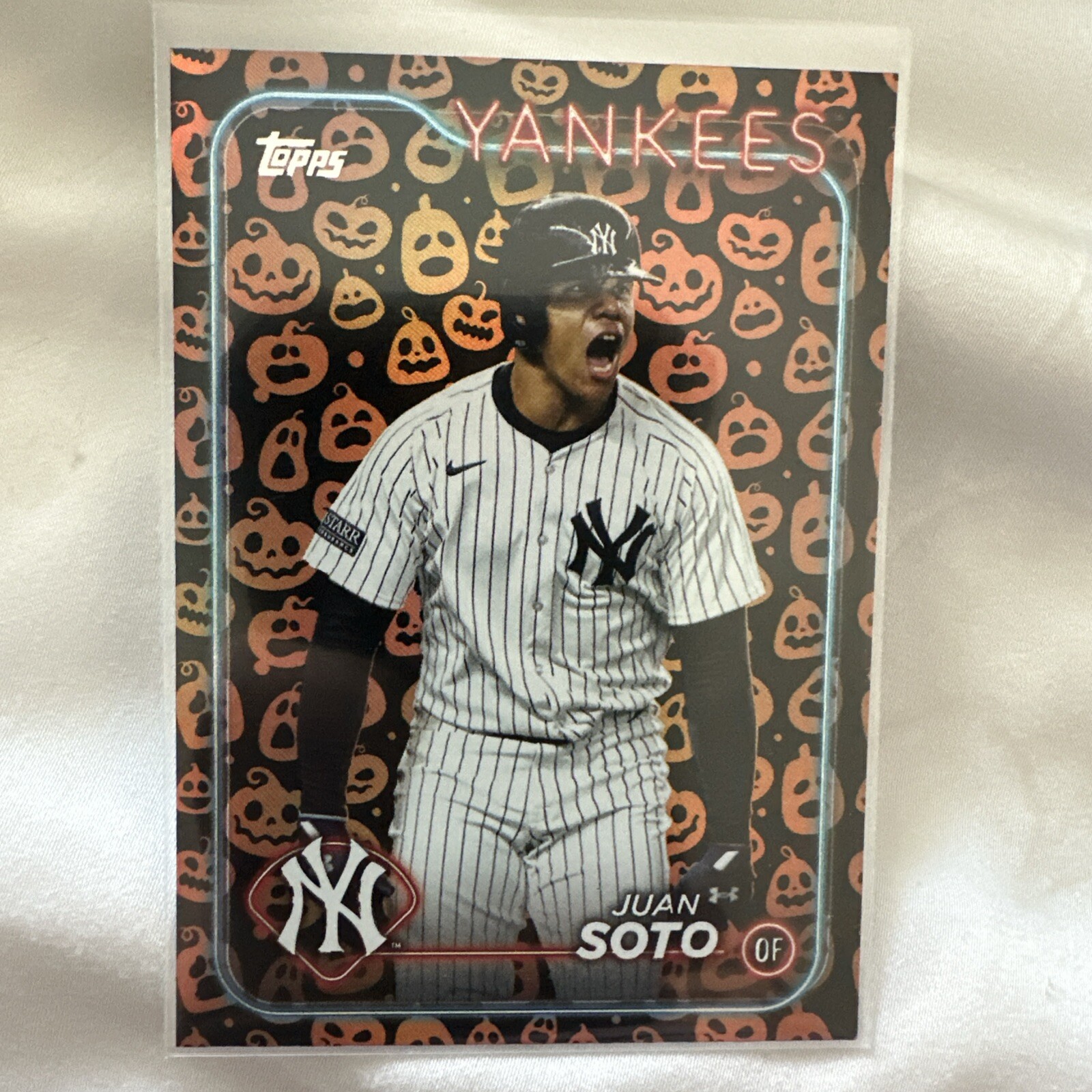 2024 Topps Update Jack-O-Lantern Foil Juan Soto New York Yankees US1