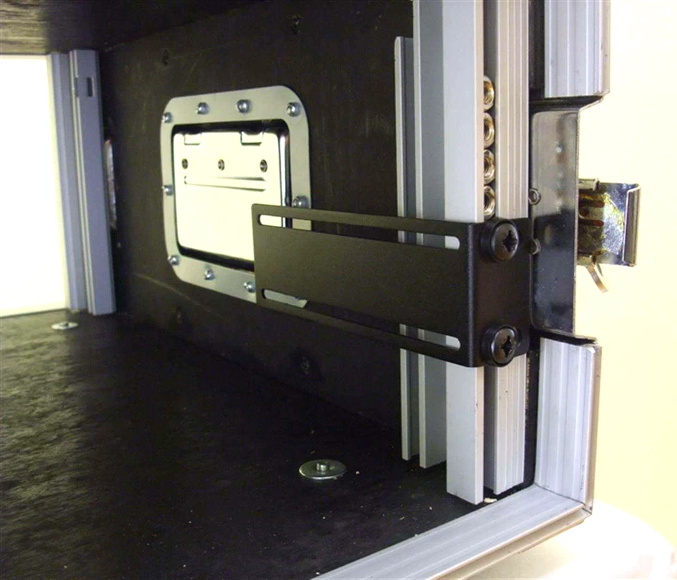 2 Stück 1 HE Rackwinkel für Verstärker, hinten Verstärkerwinkel Winkel Rackohren - Bild 2 von 4