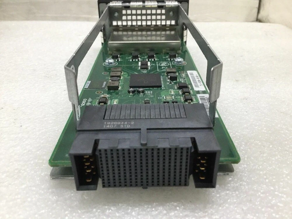 Cisco C3KX-NM-10G 10GB SFP Netzwerk Erweiterungsmodul für 3750X C3560X Switches - Bild 3 von 3