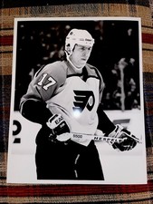 1994-95 PHILADELPHIA FLYERS NHL HOCKEY TYPE 1 PHOTO ROD BRIND’AMOUR AHL OHL WHL