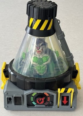 Beast Lab Stealth Strike Big Cat Beast Creator - Sound & Lights Work