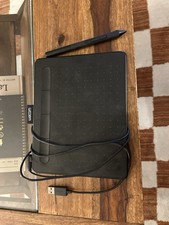 Wacom Graphics Tablet with Pen USB Wired Connectivity