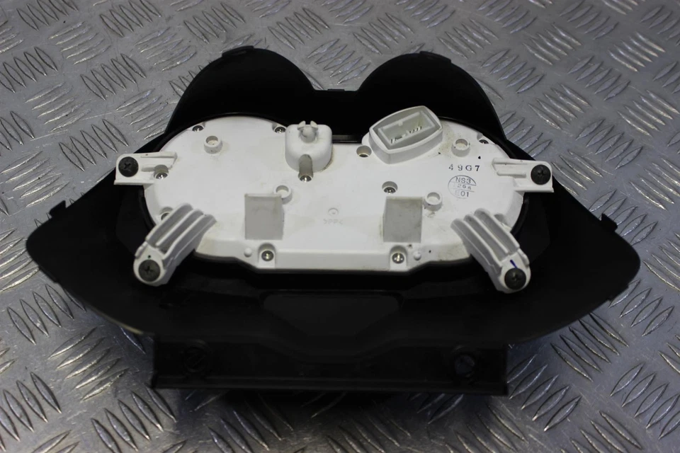 Suzuki GSF 1200 S Bandit Speedo 19 k millas relojes tablero 2005 2006 GSF1200 B150 Foto 3 de 4