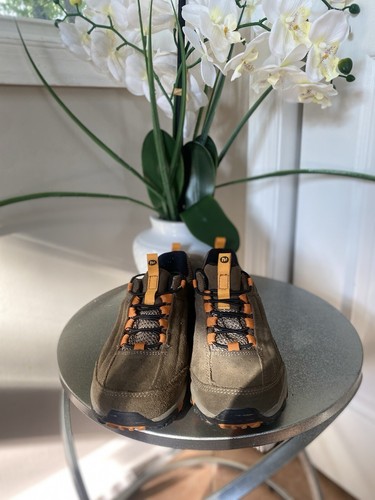 Merrell Kids Hiking Shoes Tailspin Toggle  Waterproof Gunsmoke  Bungee Size 5 - Picture 2 of 11