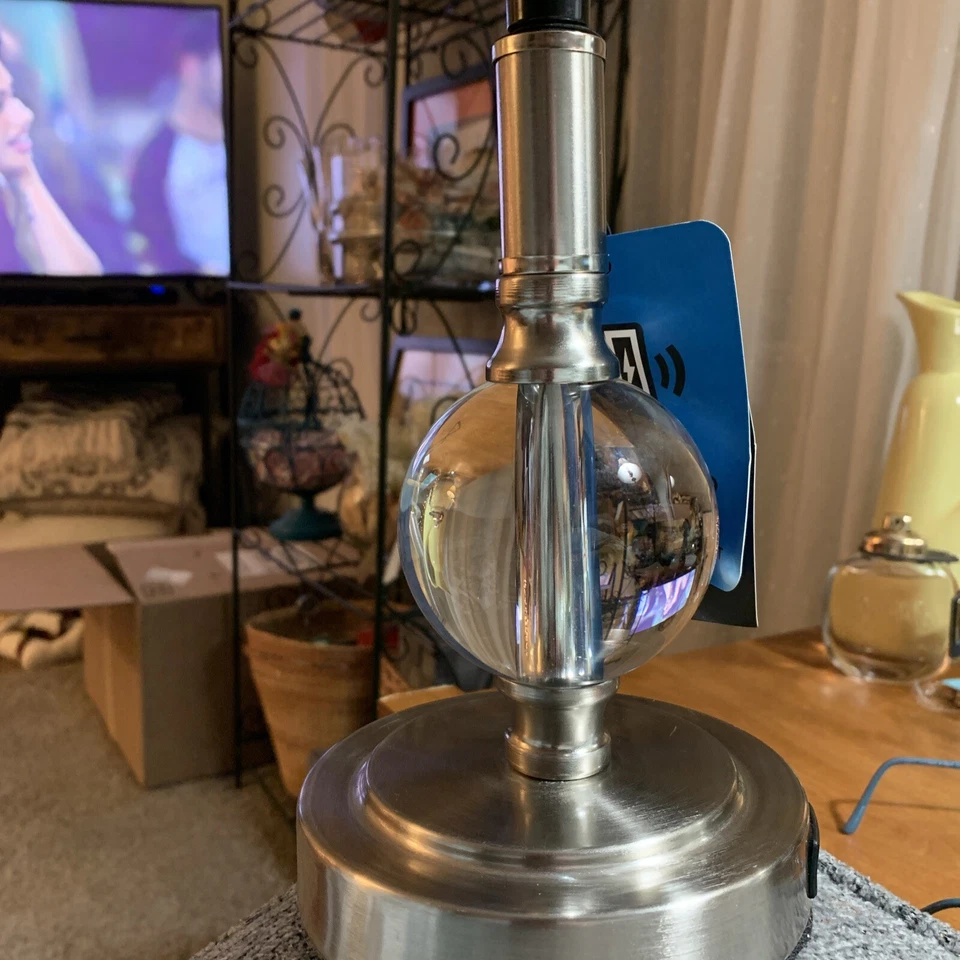 "Lámpara de mesa con puerto USB - Iluminación Fangio Cory Martin acero cepillado 15,5"" - sin pantalla" Foto 4 de 4