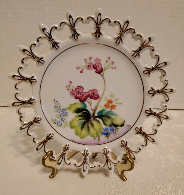 Maruichi Hand Painted decorative plate made in Japan floral gold fleur