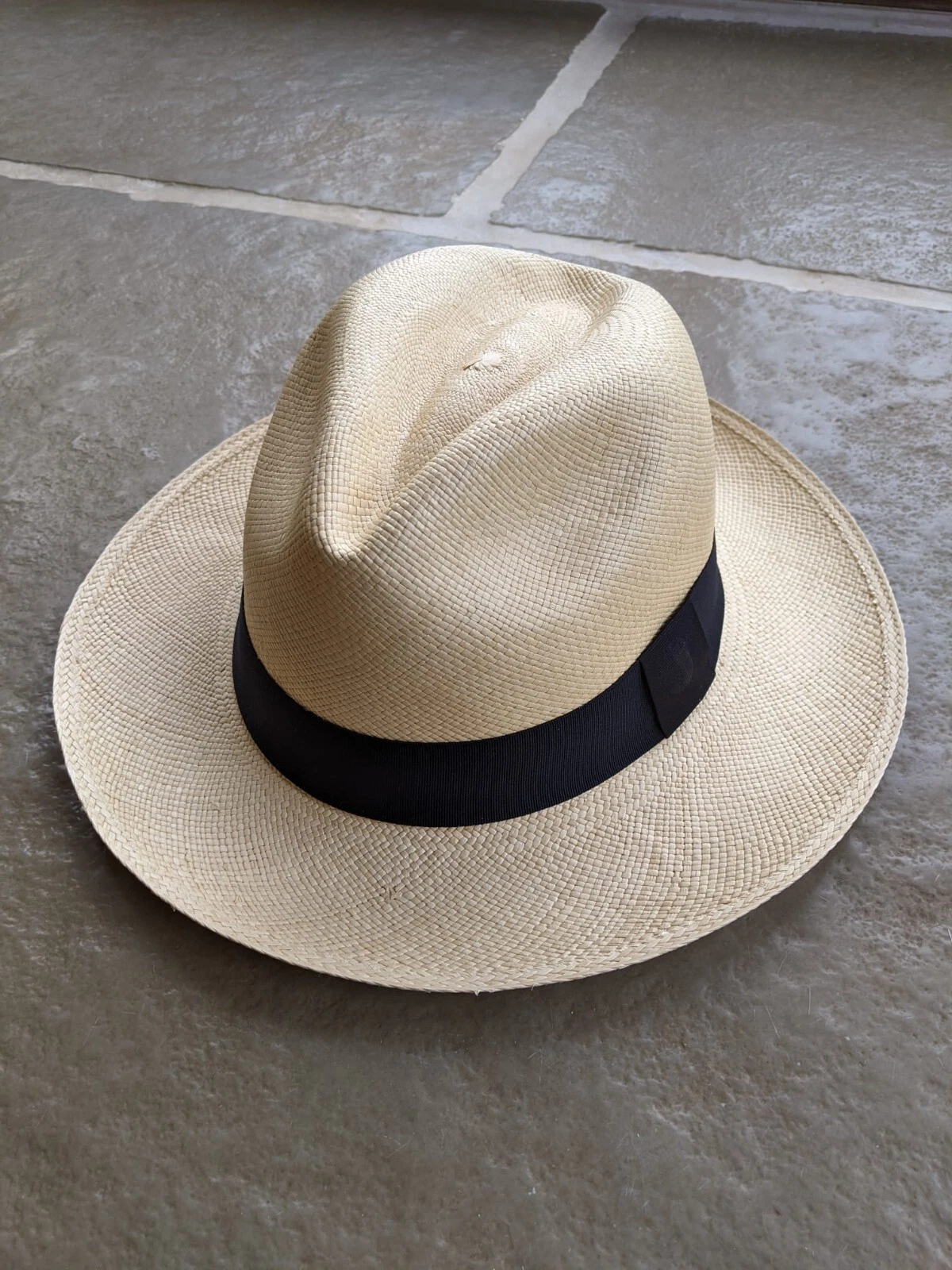 Genuine Natural Men's Panama Hat (seconds from leading brand with defect/mark) A
Opens in a new wind