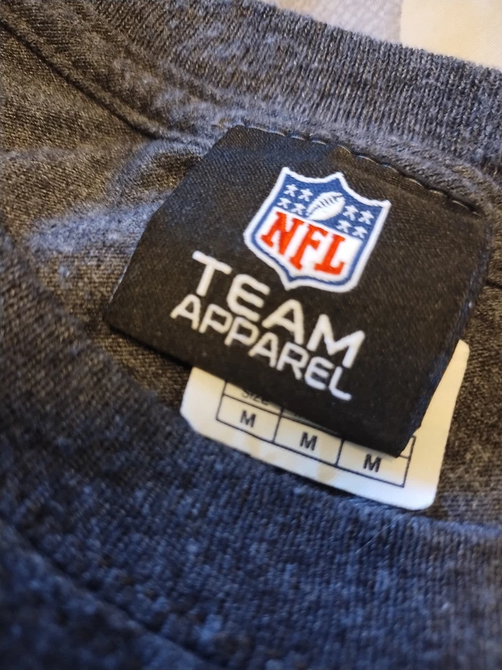 Lot Of 2 Pittsburgh Steelers T-shirts. I Black, 1 Gray. Full Details In... - Image 3 of 4