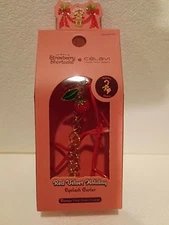 Strawberry Shortcake Eyelash Curler