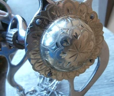 Visalia Stock Saddle Co.2-3/4 in.Scalloped Silver Conchos Horse Bit/ Rein Chains