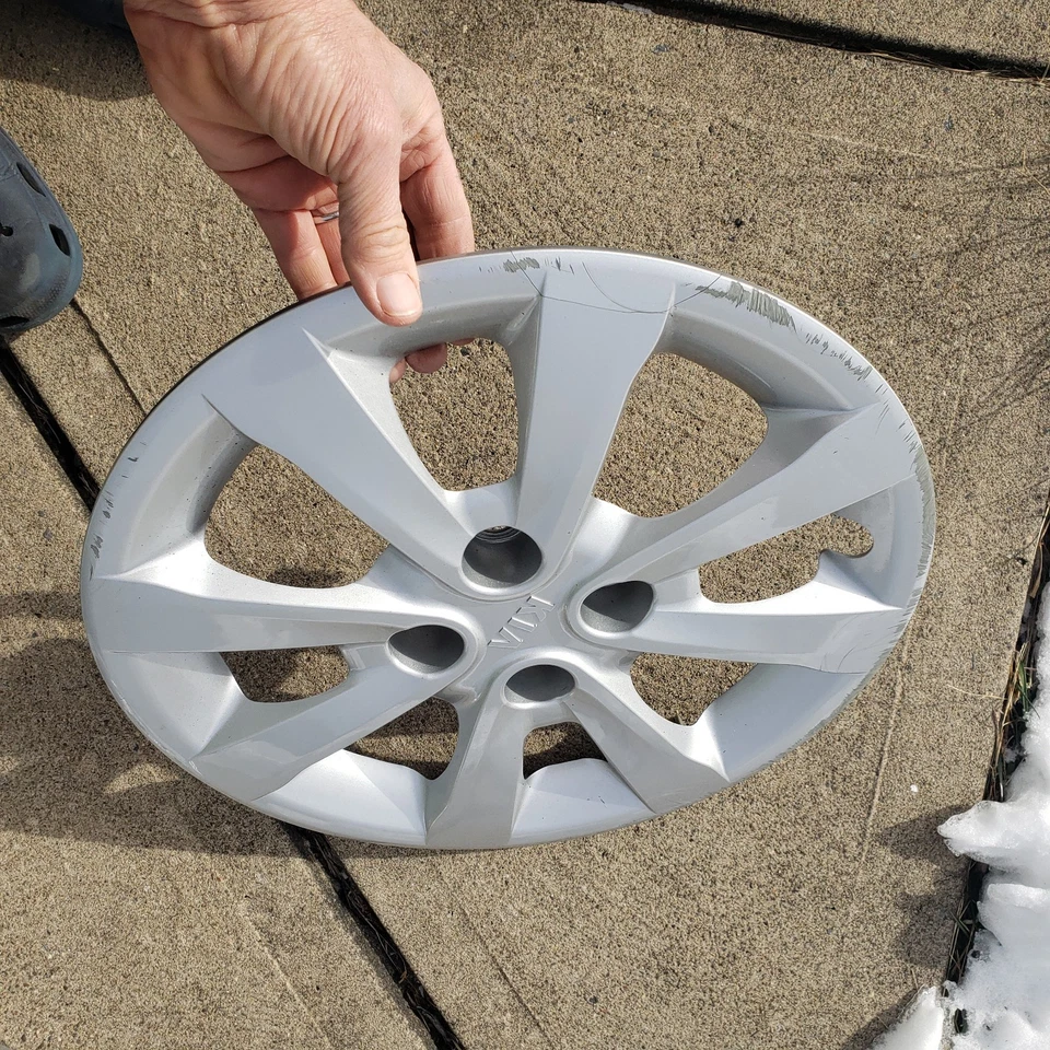 Tapacubos tapacubos tapacubos Kia Rio 12 2013 2014 2015 2016 2017 52960-1W150 15" Foto 2 de 4