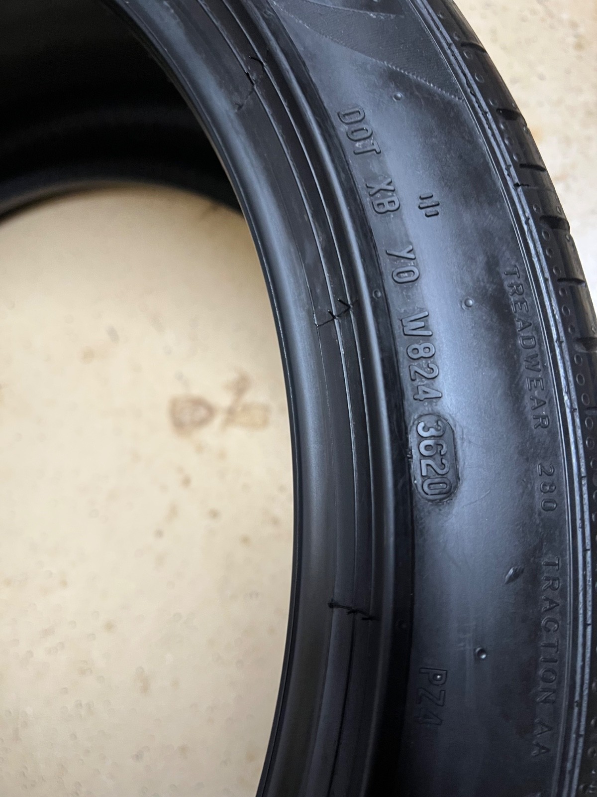 2 - TAKEOFF 275/35ZR20 XL (102Y) Pirelli P Zero PZ4 (F) Ferrari 10152 NO REPAIRS
