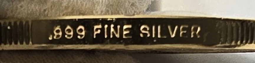 2001-2006 1.1oz .999 Silver & Clad  World Trade Center 5 Year Commemorative Coin - Image 4 of 4