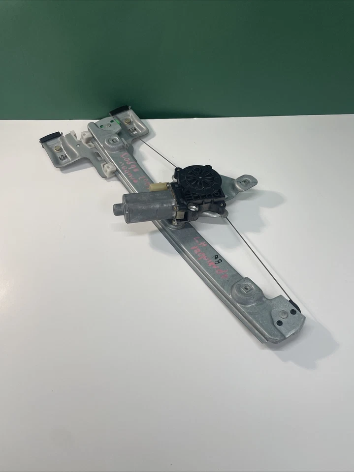 Dodge Magnum 2005 conductor izquierdo regulador ventana trasera incluye motor OEM Foto 2 de 4