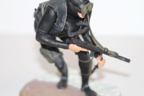 Figura suelta blanca caucásica McFarlane Toys serie militar Navy Seal 2005 (A) - Imagen 2 de 8
