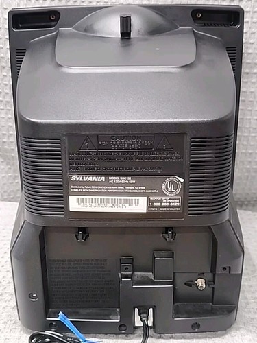 Sylvania 13” TV VCR FM Combo Model SSC132 Retro Gaming CRT VCR WORKS - NO REMOTE - Picture 7 of 14
