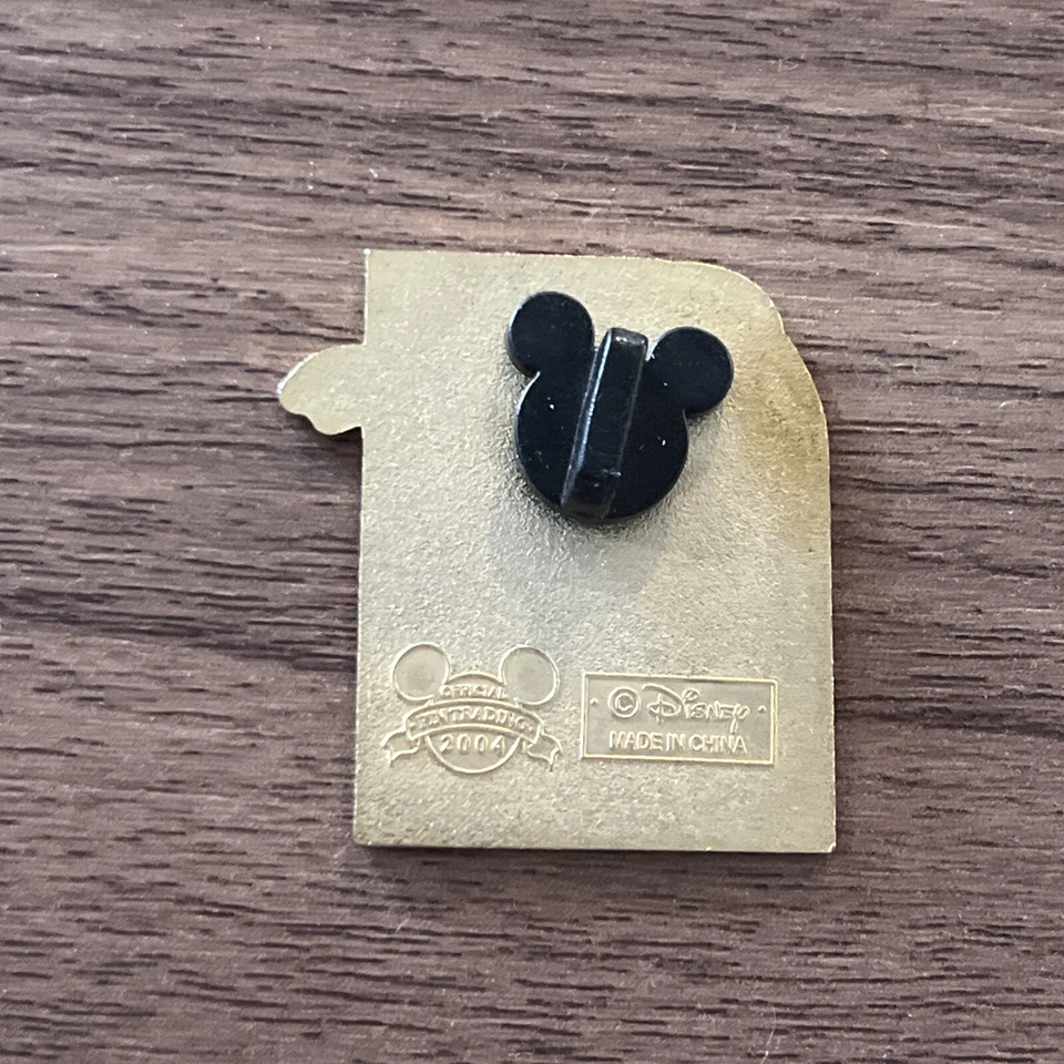 Prendedor Disney Princesas Cenicienta con sus caballos y mayor WDW 2004 Foto 2 de 2