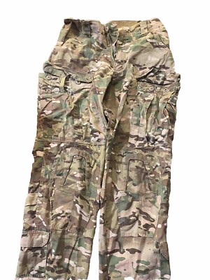未使用品　米軍実物　US ARMY FR COMBAT PANT MEDIUM Multicam Flame Resistant Army Combat Pants – Genuine Issue USGI 個人装備