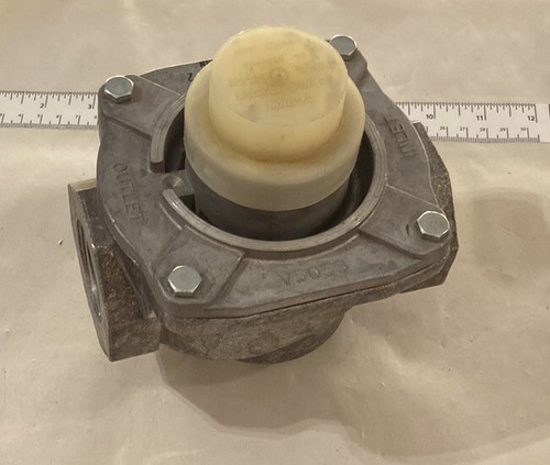 Válvula de gas industrial NOS HONEYWELL V5055A-1012 V5055A1012 (Nuevo stock antiguo) - Imagen 9 de 9