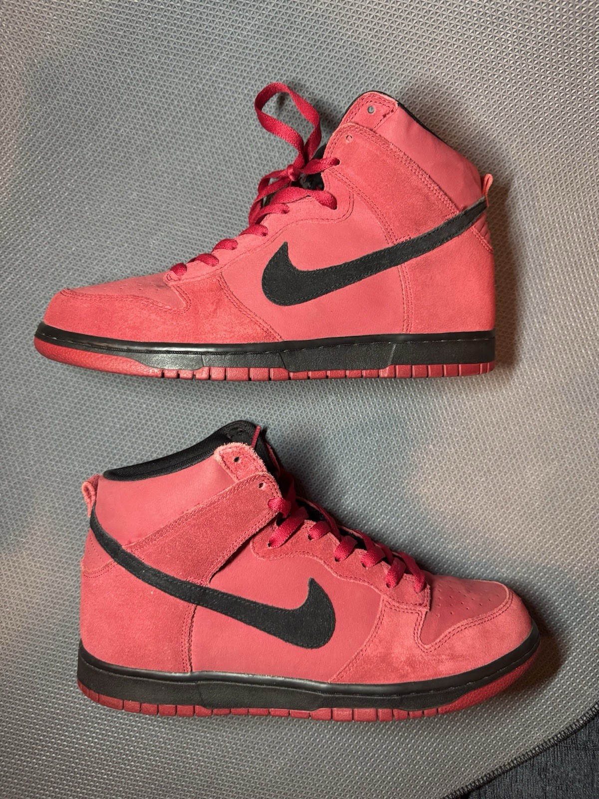 Nike Dunk High - image 1