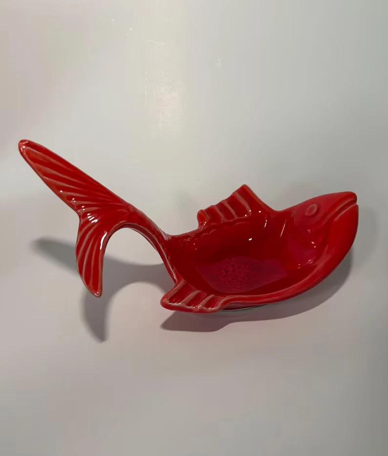 Cali Orig #184 Red Fish-Shaped Serving Platter with Two Dipping Cups – Californi - Image 2 of 4