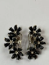 Vintage Large Triple Black Plastic Petal w Center Clear Rhinestone FLowers Clip