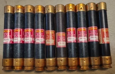 Lot of 10 - Cooper-Bussmann FRS-R-1 Fusetron Class RK5 Fuses