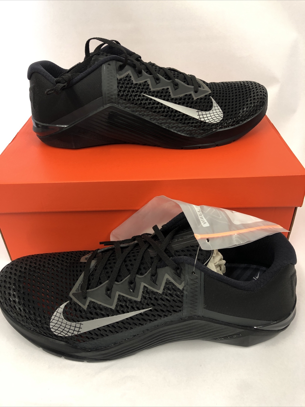 nike metcon solar eclipse