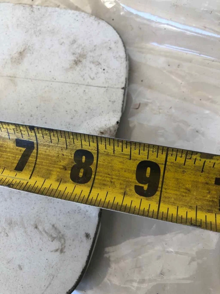 1999 - 2002 NISSAN QUEST 3.3L 6 Cylinder Fuel Tank Filler Door Gas Lid OEM - Image 4 of 4