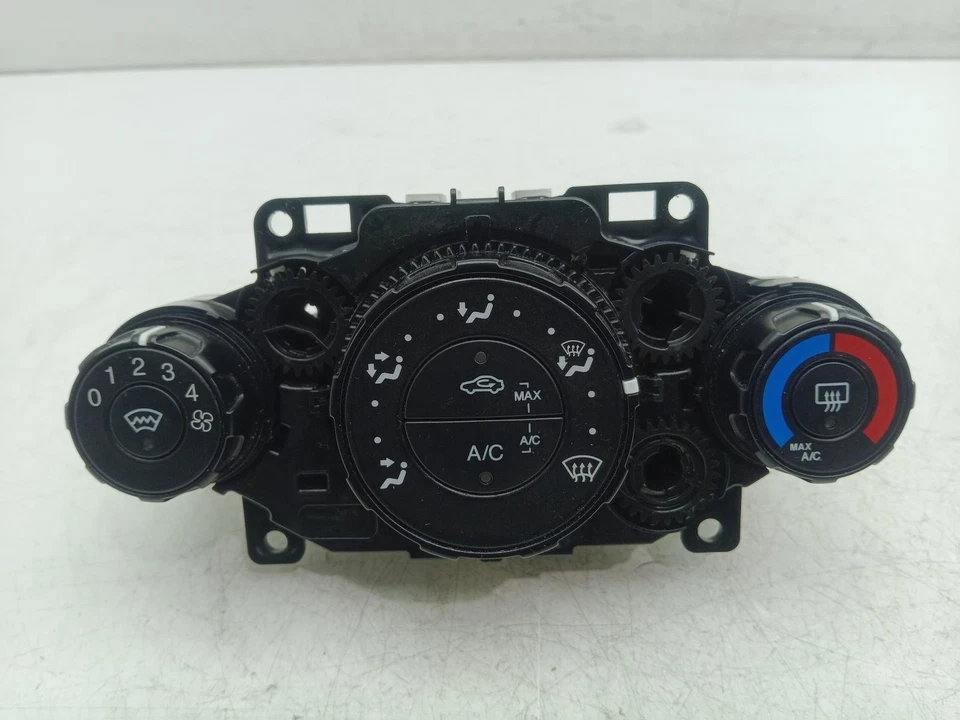 FORD FIESTA AC AIR CON HEAT CONTROL PANEL C1B1-19980-DE MK7 2012 - 2015 - Image 3 of 4