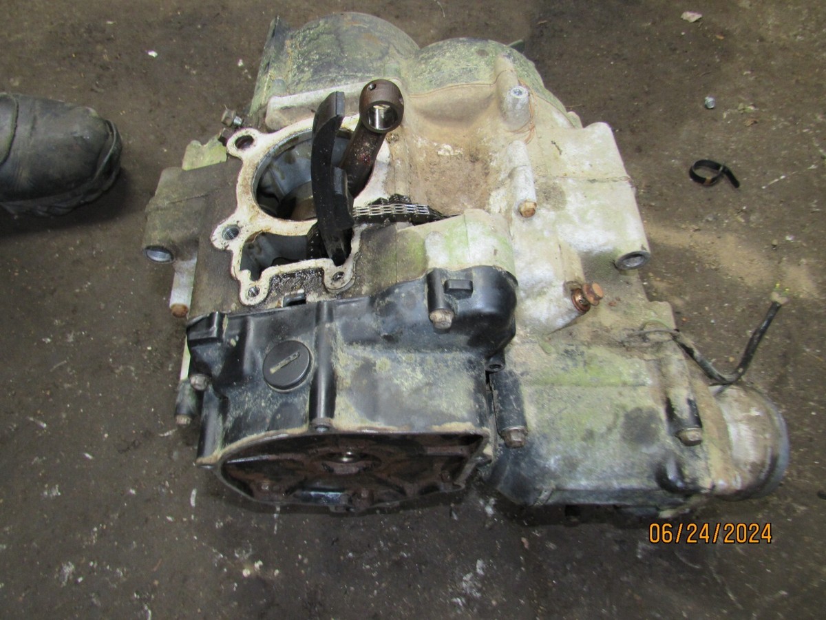 1994 kawasaki klf220 bayou lower end engine motor cases